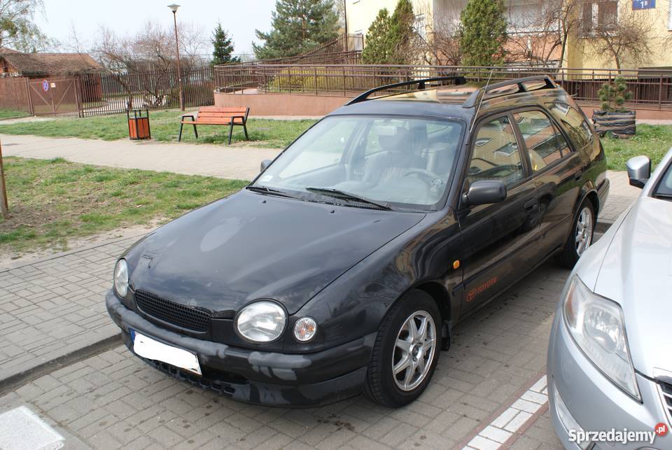 Toyota Corolla E11 14 Kombi 1999r Samochody osobowe Warszawa