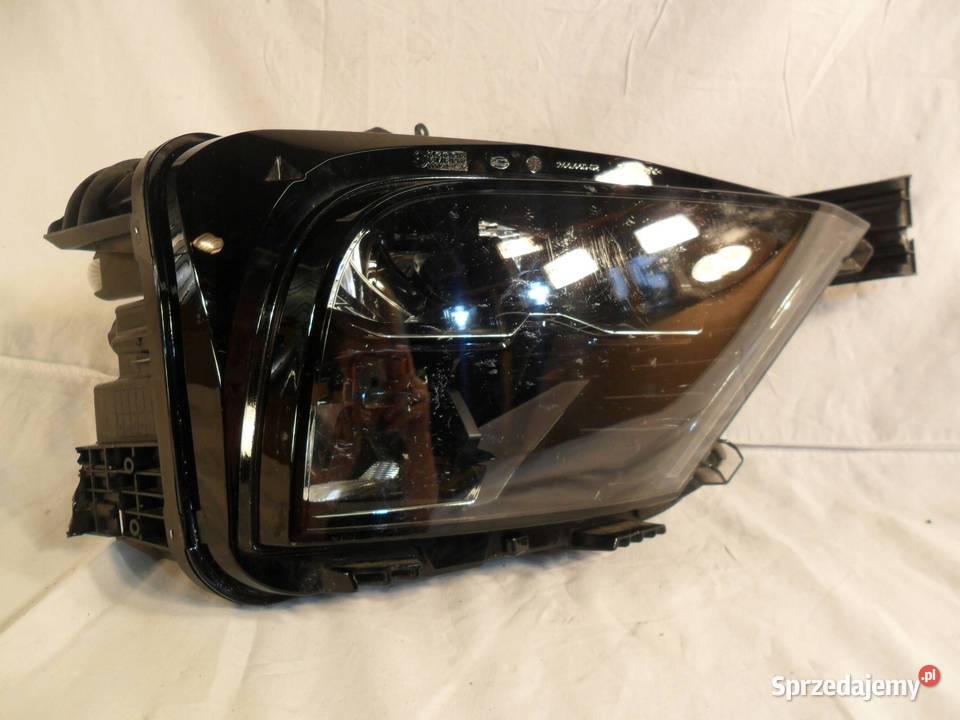 REFLEKTOR PRZÓD STRONA PRAWA CITROEN C5 X Nowy Tomyśl