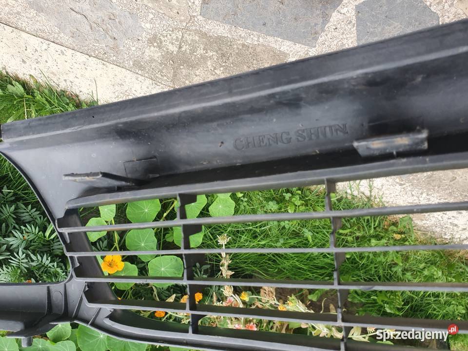 Grill atrapa chłodnicy Opel Astra F 9502 classic Rok produkcji 2002 Kraków sprzedam