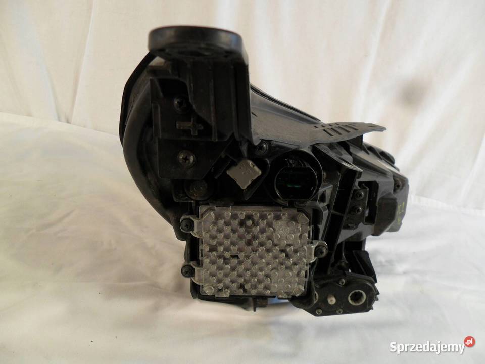 REFLEKTOR PRZÓD STRONA LEWA HYUNDAI I30 osobowe wielkopolskie Nowy Tomyśl