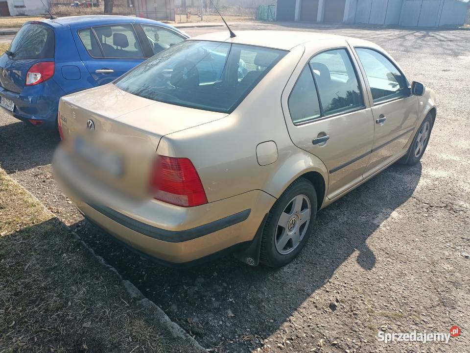 Sprzedamzamienię Volkswagena Bora 1 6 mpi z benzyna+LPG Konin