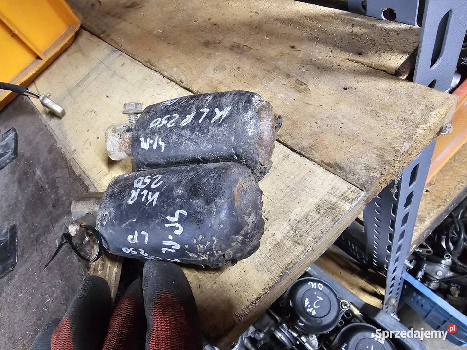 Kawasaki klr 250 podnóżki przód sety klr250 Jelenia Góra