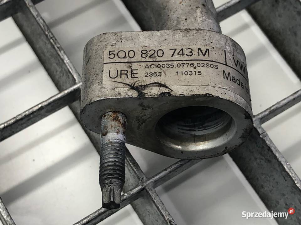 RURKA KLIMATYZACJI VW GOLF VII 5Q0820743M 16 90 osobowe Klimatyzacja