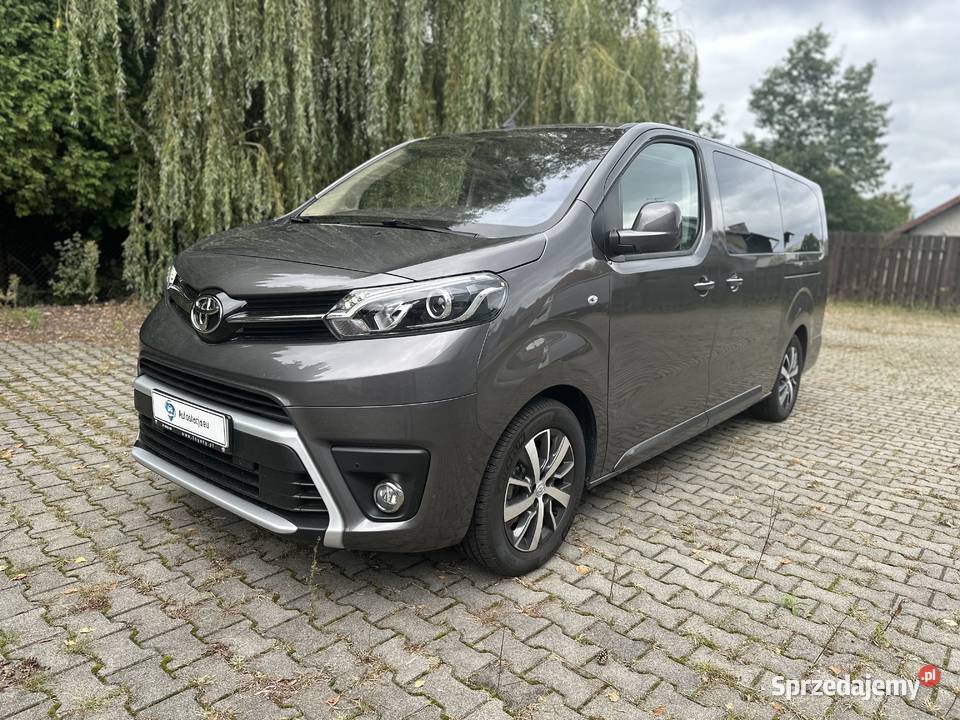 Toyota Proace Long VIP 3 os wynajem z wykupem w mazowieckie Warszawa sprzedam