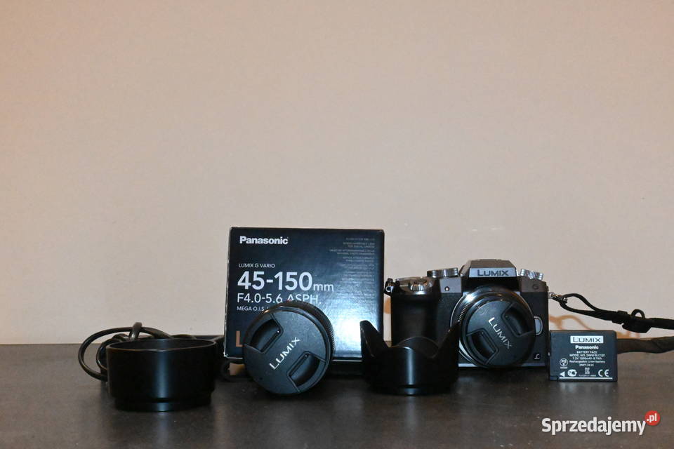 Aparat bezusterkowy Panasonic G7 z dodatkowym