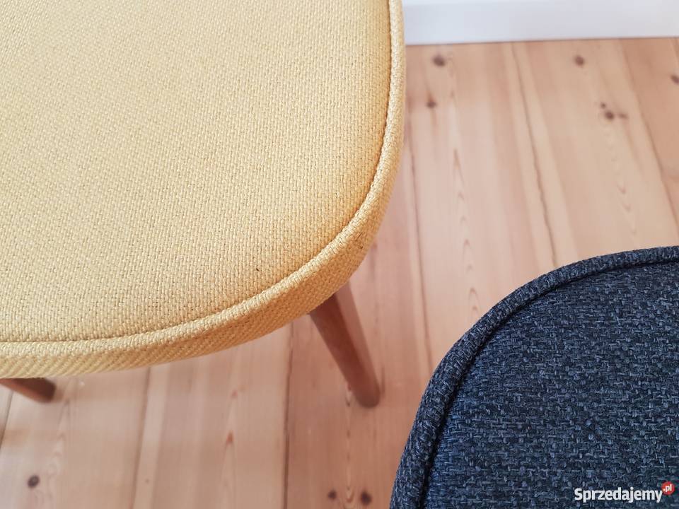 Krzesła PRL autor Rajmund Hałas lata 6070