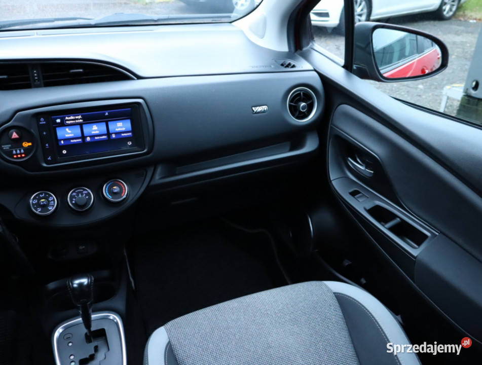 Toyota Yaris 15 Dual VVTi komputer pokładowy Piaseczno