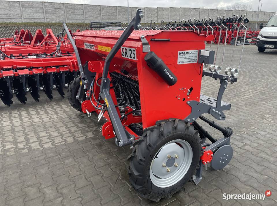 Siewnik Zbożowy EuroMasz Euromasz 25m 27m 30m nieuszkodzony Radomsko