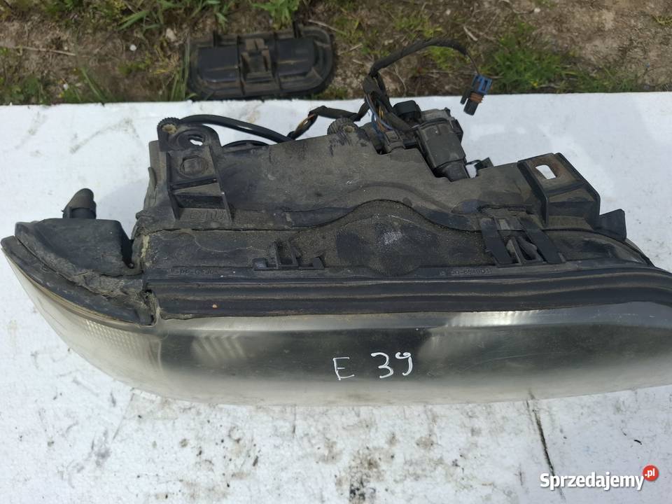 Lampa Prawa Przednia Bmw E39 osobowe Wisznice sprzedam