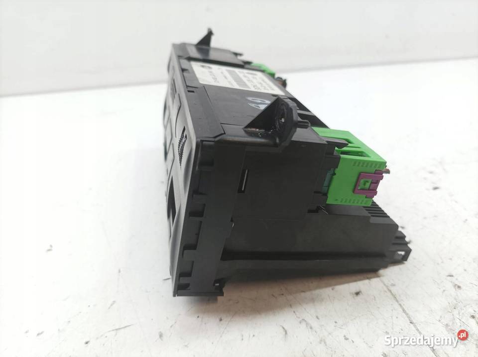 PANEL NAWIEWU ŁADNY 4B0820043G Audi A6 II Panele sterowania, przełączniki