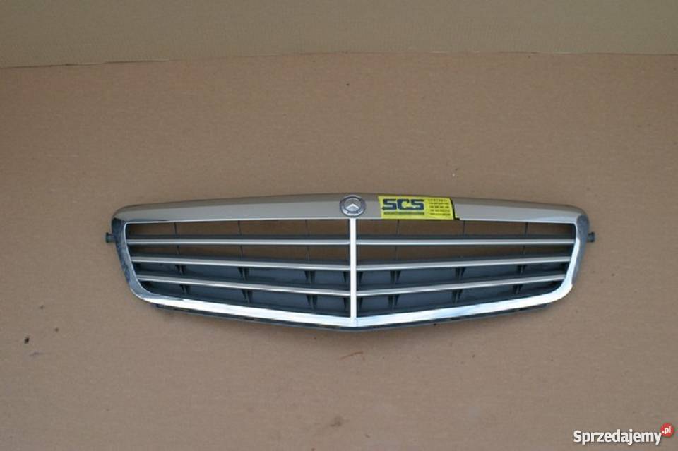 MERCEDES C KLASA GRILL ATRAPA CHŁODNICY Bieleń