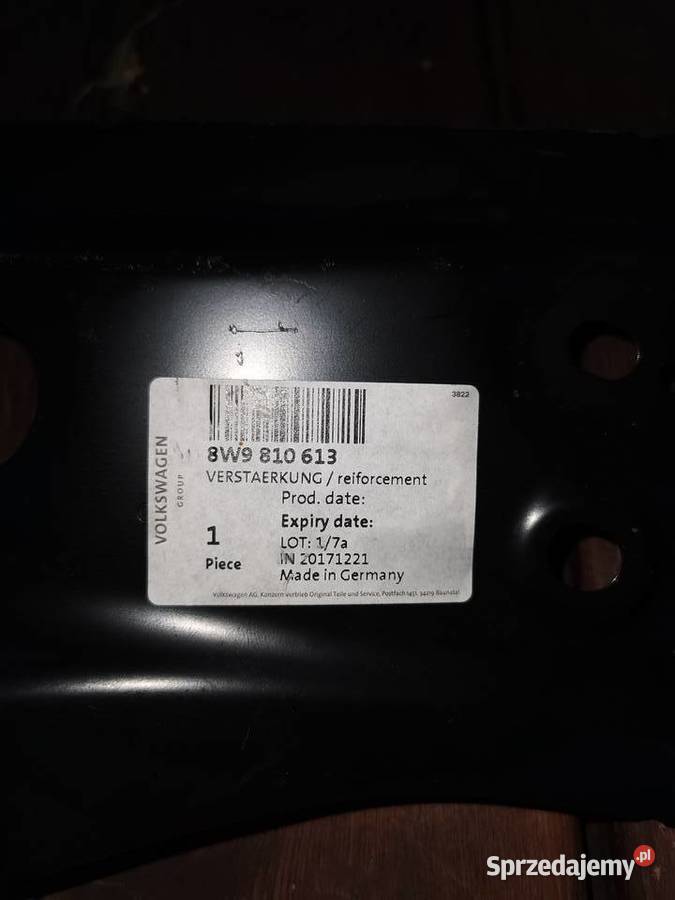 Audi A4 1723 Wzmocnienie lewe błotnika tył Luzino