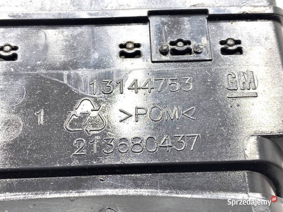 KRATKA NAWIEWU TYŁ OPEL ZAFIRA B 13144753 osobowe podkarpackie