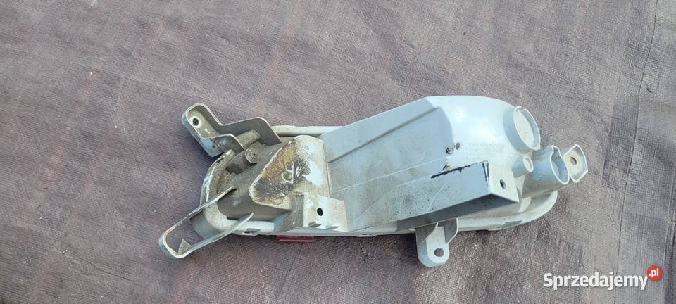 MAZDA CX3 LAMPA ODBLASK PRZECIWMGIELNA PRAWY TYŁ osobowe Ruda Śląska