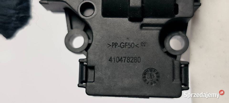 SILNICZEK WENTYLATORA BMW X4 M F98 412850920 Lipno