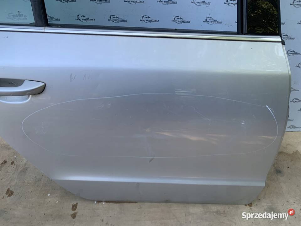 SKODA SUPERB II 10r drzwi prawe tył świętokrzyskie Kielce