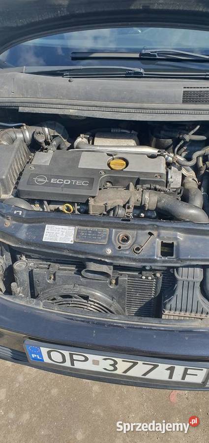 Opel zefira w ładnym stanie Napęd przednia oś Opole