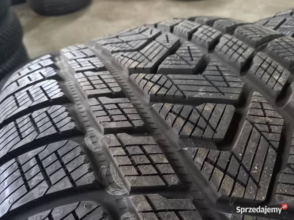 4x Opona nieużywana zimowa 29545R20 PIRELLI 489 Pirelli Zaścianki sprzedam