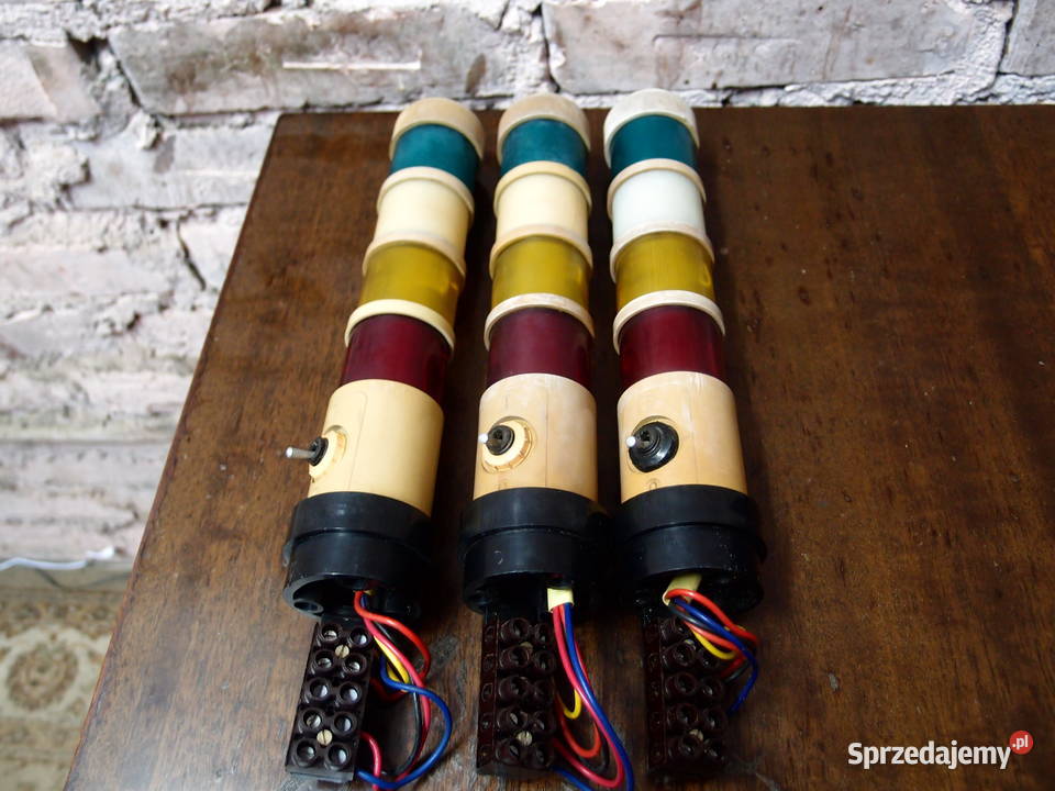 Lampa sygnałowa kolumna sygnalizacyjna 4 Łódź