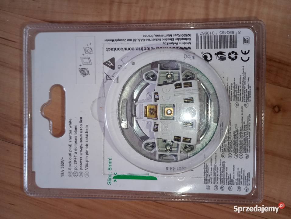 gniazdo pojedyncze Schneider zu białe 230V 16A