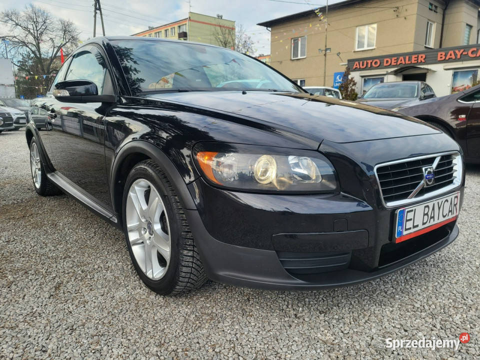 Volvo C30 16 D 109 Nowy Rozrząd Sprzęgło Opony elektryczne lusterka Pabianice sprzedam