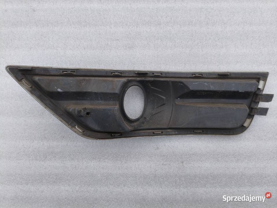 Kratka Ramka Zderzaka Halogenu Ford Focus ST MK2 osobowe Wyszków