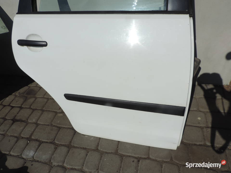 DRZWI PRAWY TYŁ VW POLO 9N HB 5D KPL Karoseria małopolskie Nowy Sącz sprzedam