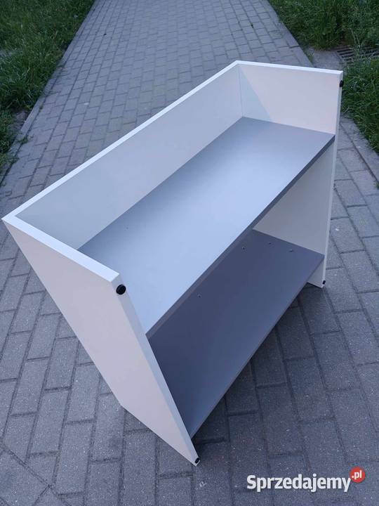 Mała szafka stojąca z możliwością podwieszenia lubuskie