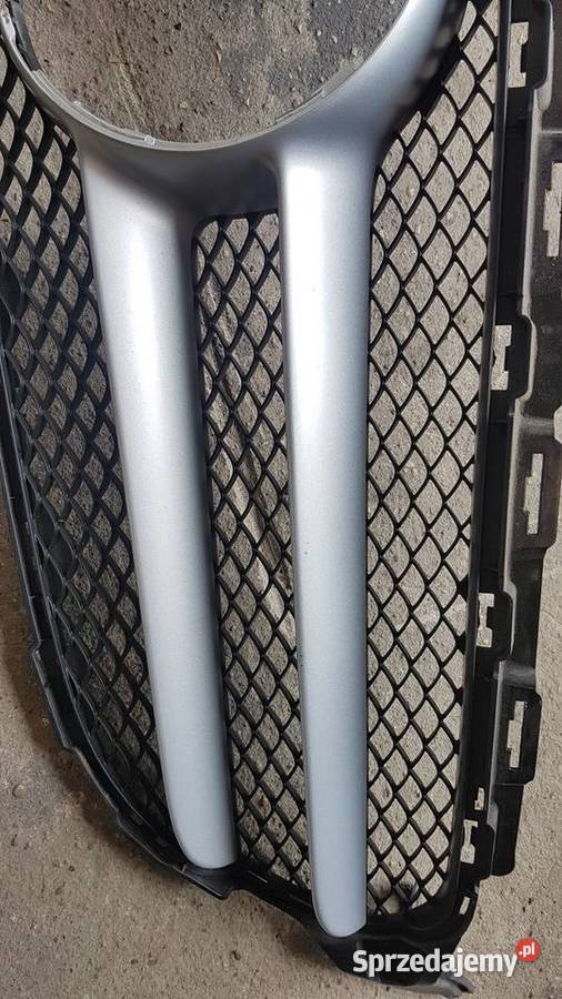 Grill atrapa chlodnicy Mercedes w205 A2058800783 relingi dachowe Karoseria Pruszcz