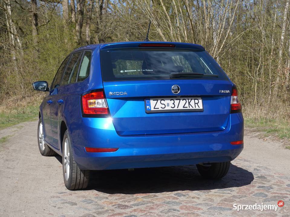 Skoda Fabia 10 TSI Ambition Kombi elektryczne lusterka Szczecin