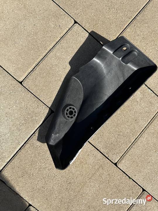 Corvette C8 wspornik chłodnicy pomocniczej prawy Rok produkcji 2020 opolskie Nysa sprzedam