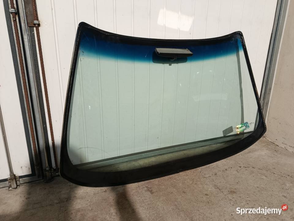 Szyba przednia czołowa audi 80 B4 osobowe małopolskie Górka
