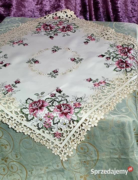 Se073 Haftowany Ażurowy obrus 85x85 Obrusy i serwety Piaseczno