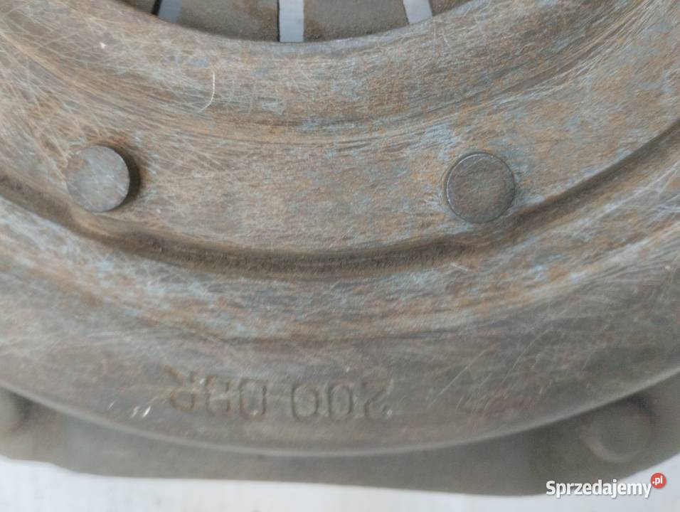 Części samochodowe sprzęgło osobowe Ostrowiec Świętokrzyski
