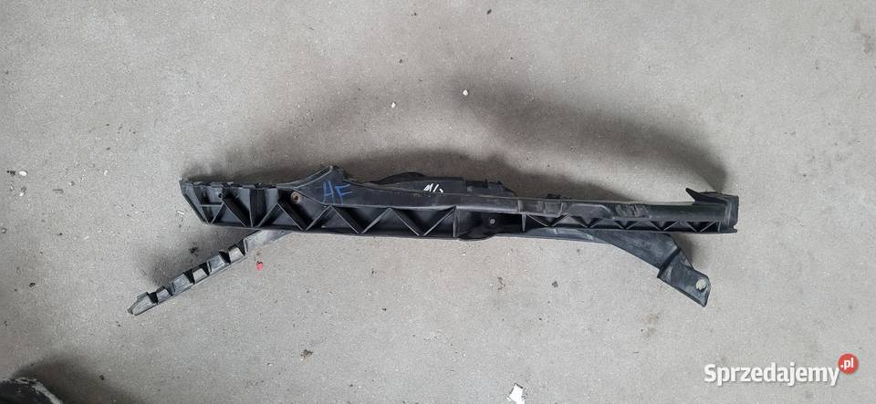 Sprzedam ślizgi pod lampe skoda 2011r