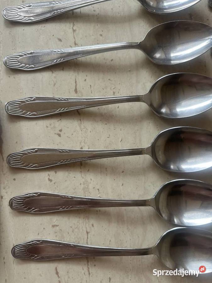 Zestaw sztućców 18 sztuk łyżek stołowych z lat Łódź