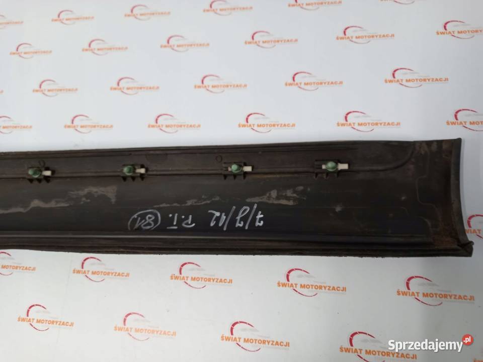 LISTWA DRZWI PRAWY TYŁ 7L6839788E VW TOUAREG 7L