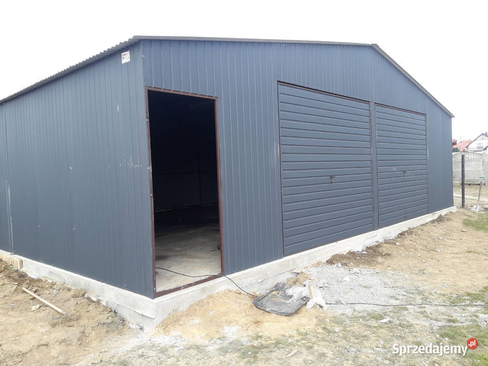 Garaż Złoty Dąb z zadaszeniem obok garażu Pozostałe Grudziądz