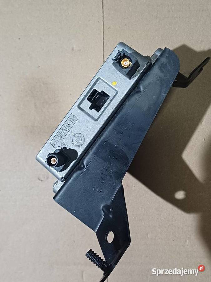 Mercedes wzmacniacz anteny 2118200885 osobowe wielkopolskie Nowy Tomyśl