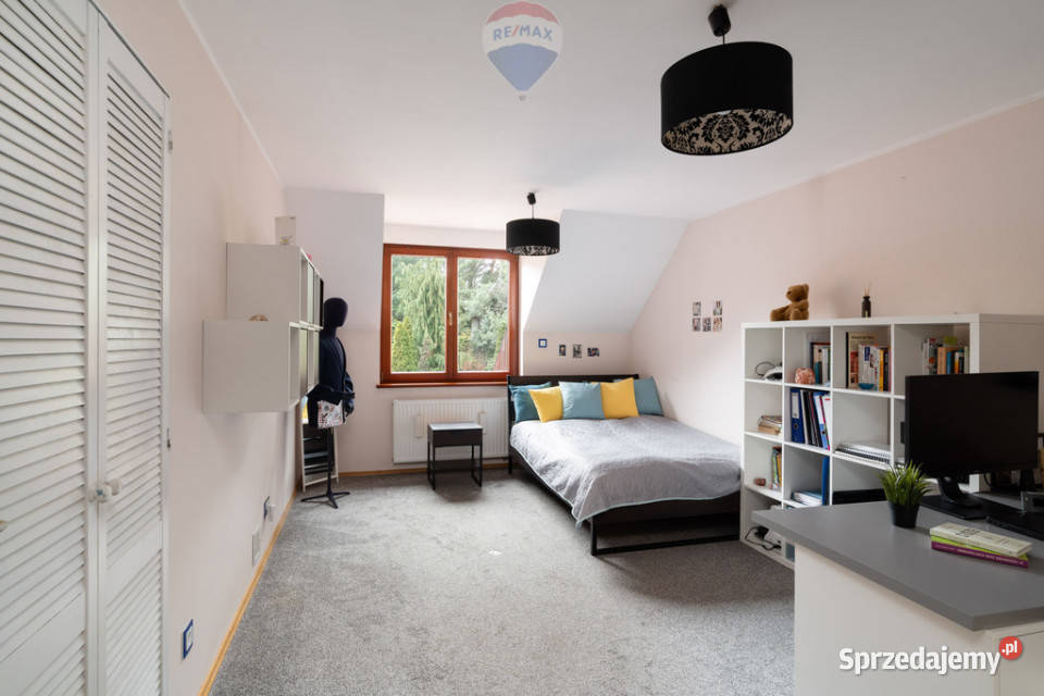 Klimatyczny dom odrębne mieszkanie duża działka wielkopolskie Jerzykowo sprzedam