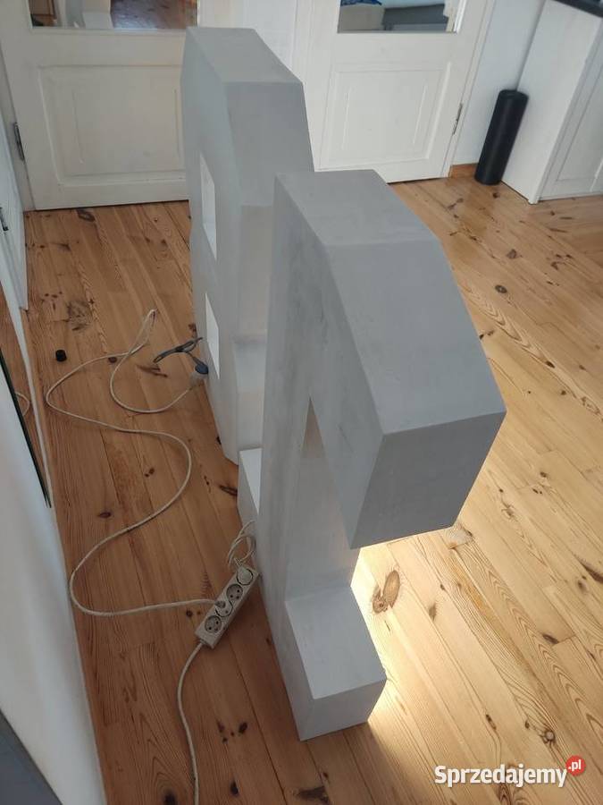 Cyfra 18 w 3D biały Leszno sprzedam