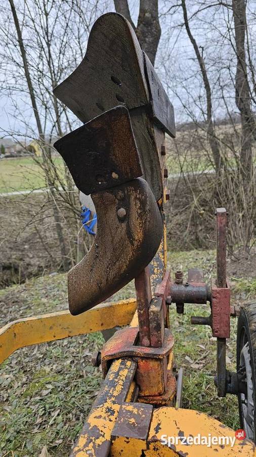 Pług Huard Kuhn 3 skibowy obrotowy nie lemken podkarpackie Orzechówka sprzedam
