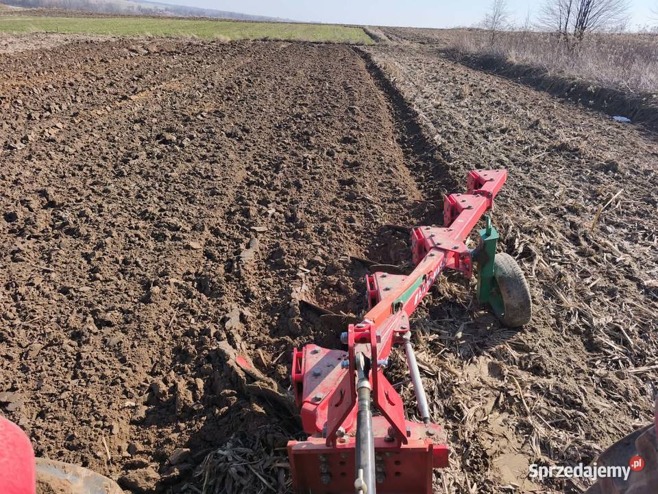 Pług AgroMasz 41 Maszyny rolnicze lubelskie Maszów sprzedam