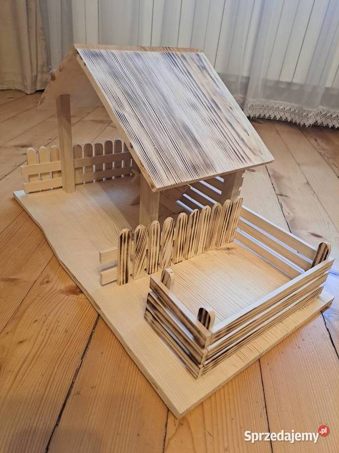 Szopka z drewna nowa Tarnów