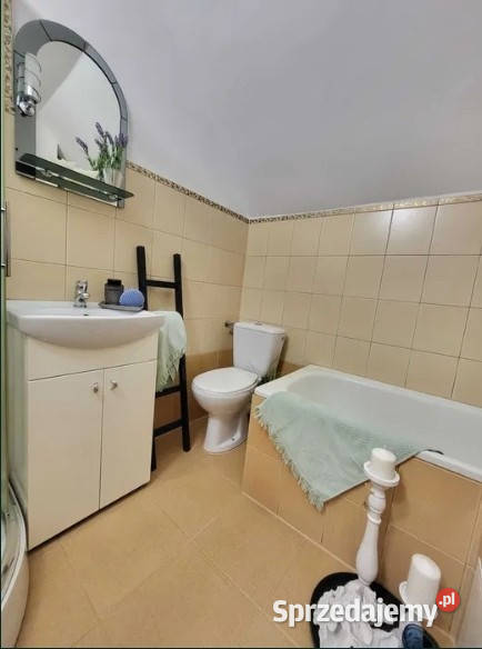 Mieszkanie na sprzedaż Sieradz centrum Rynku 55 łódzkie