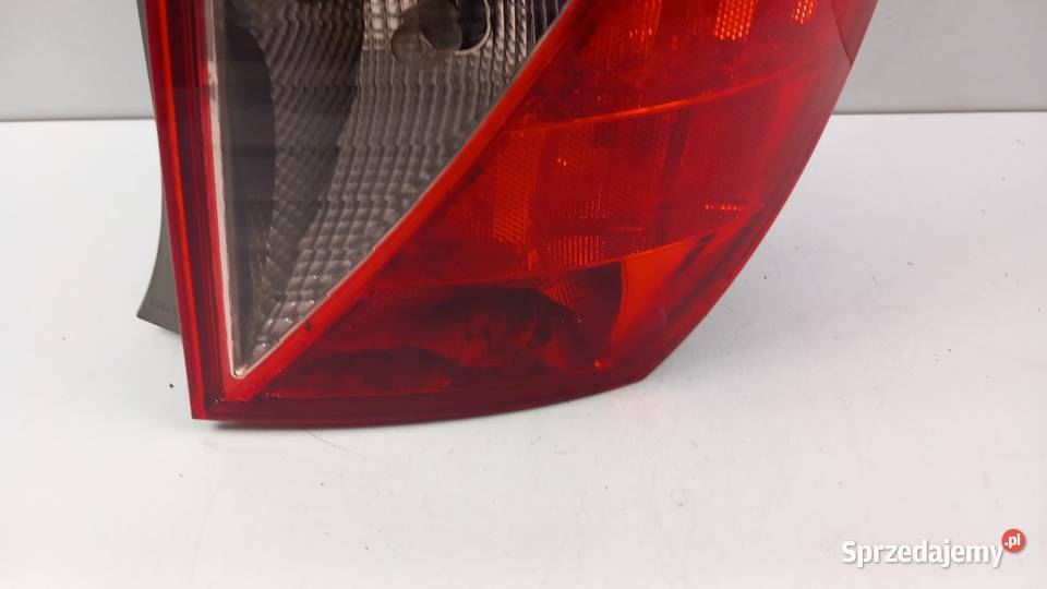 HONDA FRV LIFT LAMPA TYŁ PRAWA Światła stop