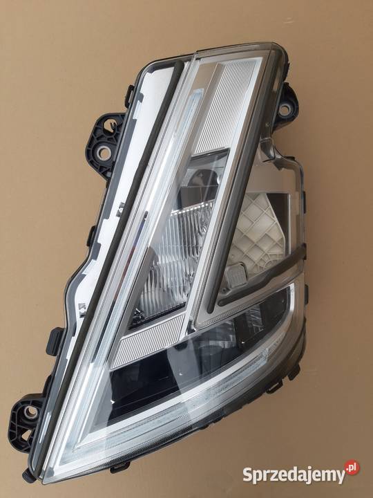 VOLVO FH5 REFLEKTOR LEWY FULL LED LAMPA LEWA Oświetlenie Trzciel