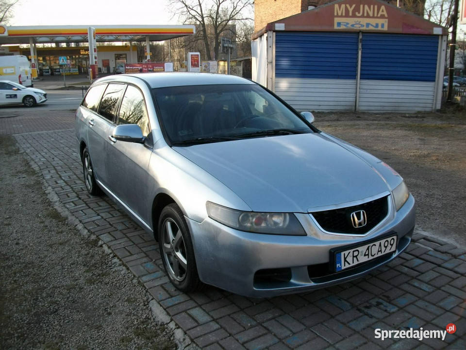 Honda Accord 22 diesel ładny środek VII 20022008 ABS