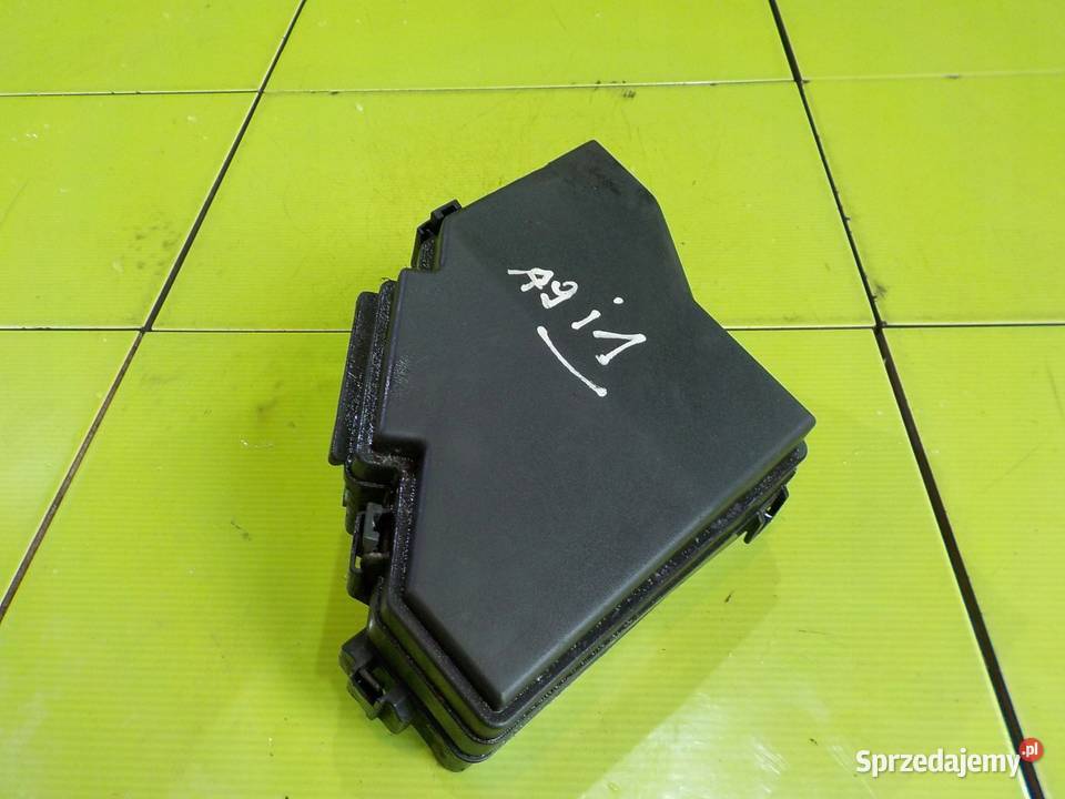 CIVIC VIII 13 iDSI SEDAN skrzynka bezpiecznikow osobowe Suków