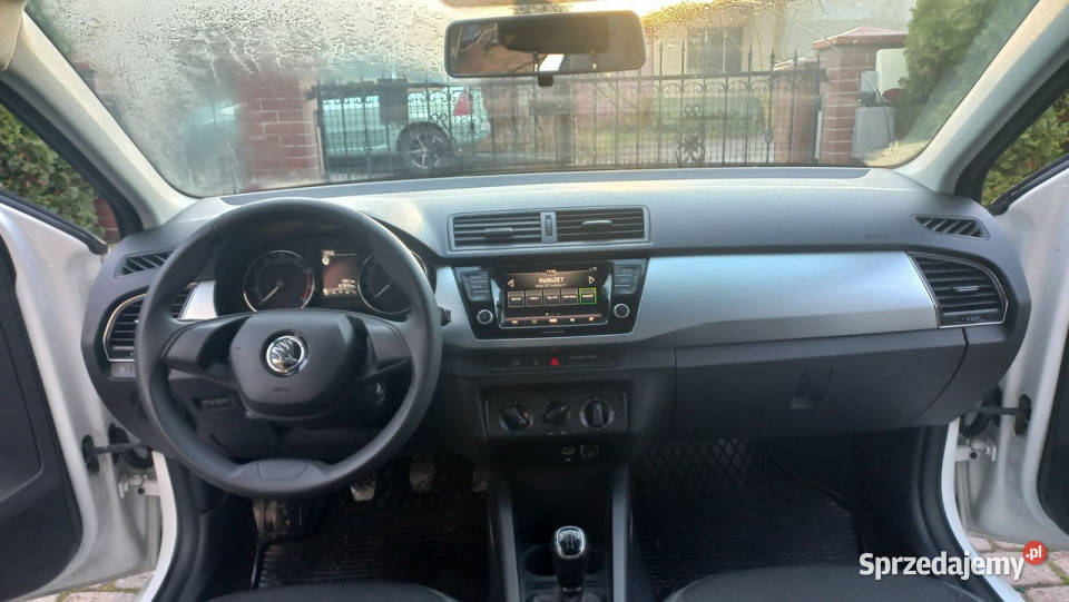 koda Fabia 3 różne sztuki 10 TSI 95 Salon Serwis kurtyny powietrzne Gdańsk